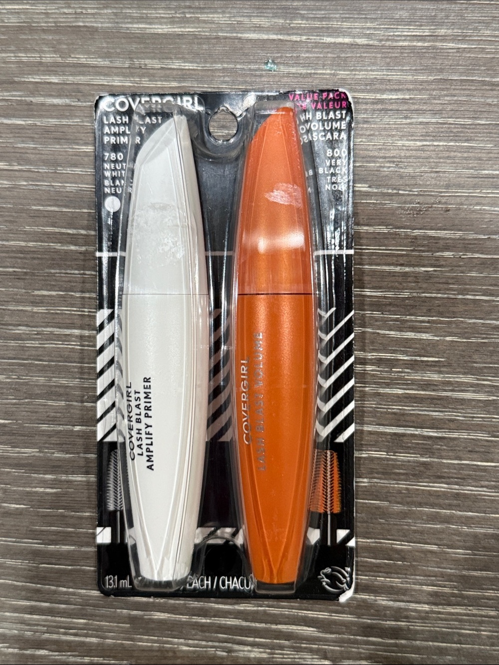 NWT COVERGIRL Lash Blast Primer & Mascara Duo 780 neutral white 800 very black
